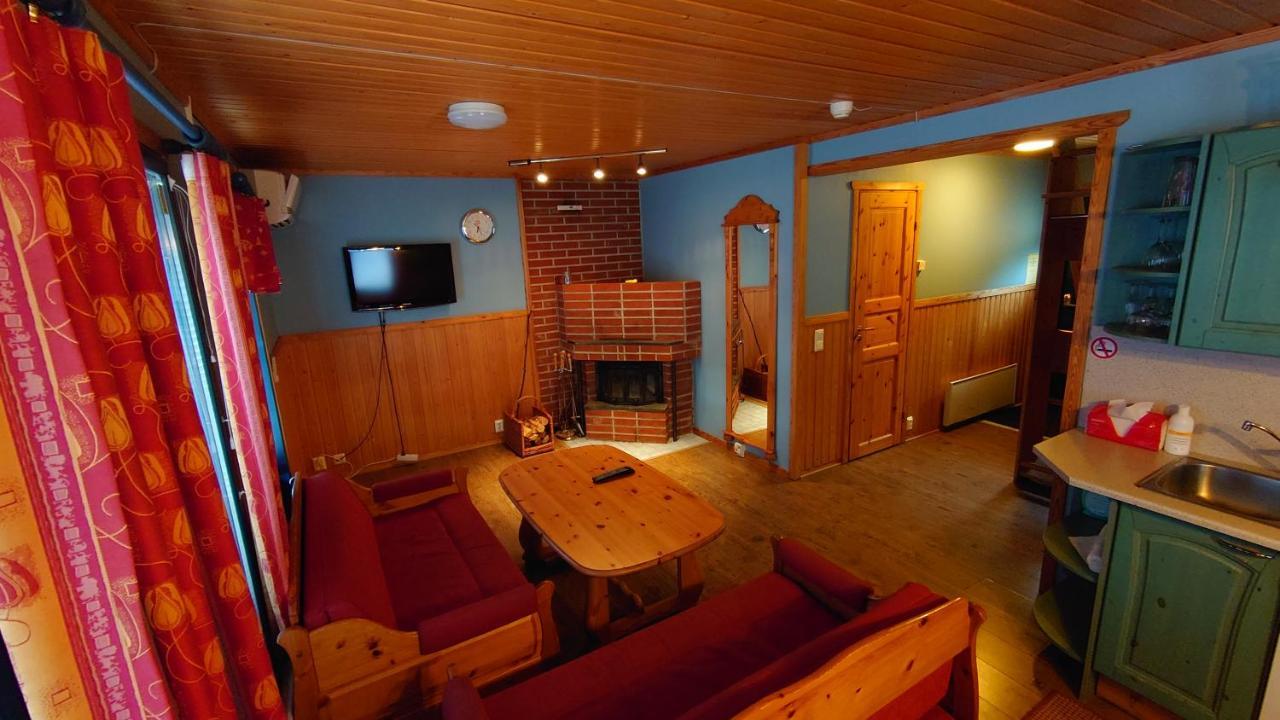 Hotel Guossi Karigasniemi Esterno foto